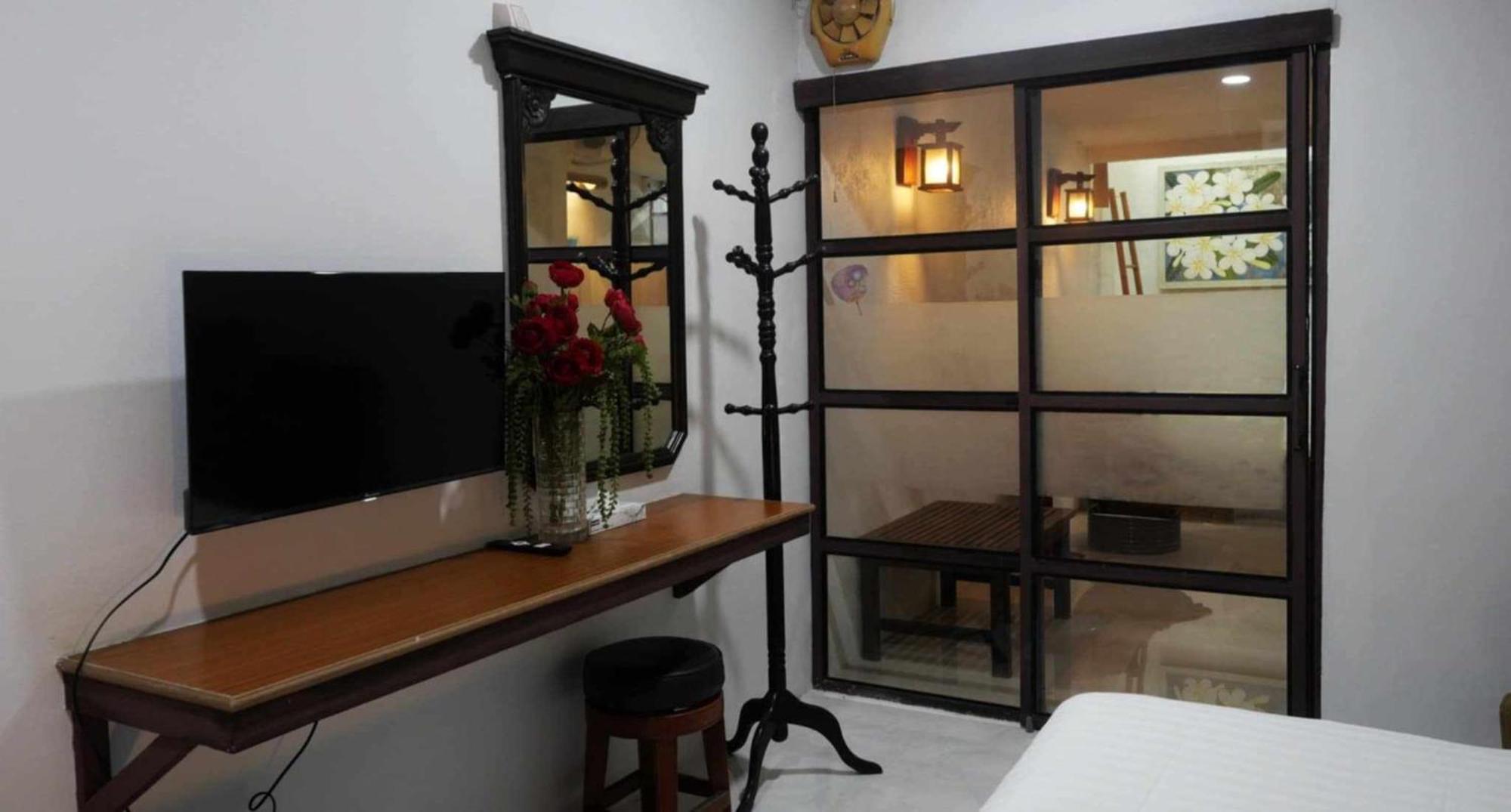 Koko Palm Inn Chiang Mai Exterior photo